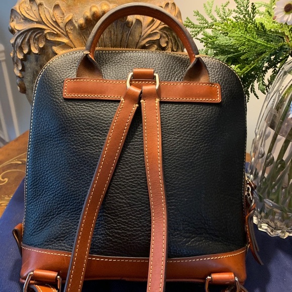 dooney and bourke backpack clearance
